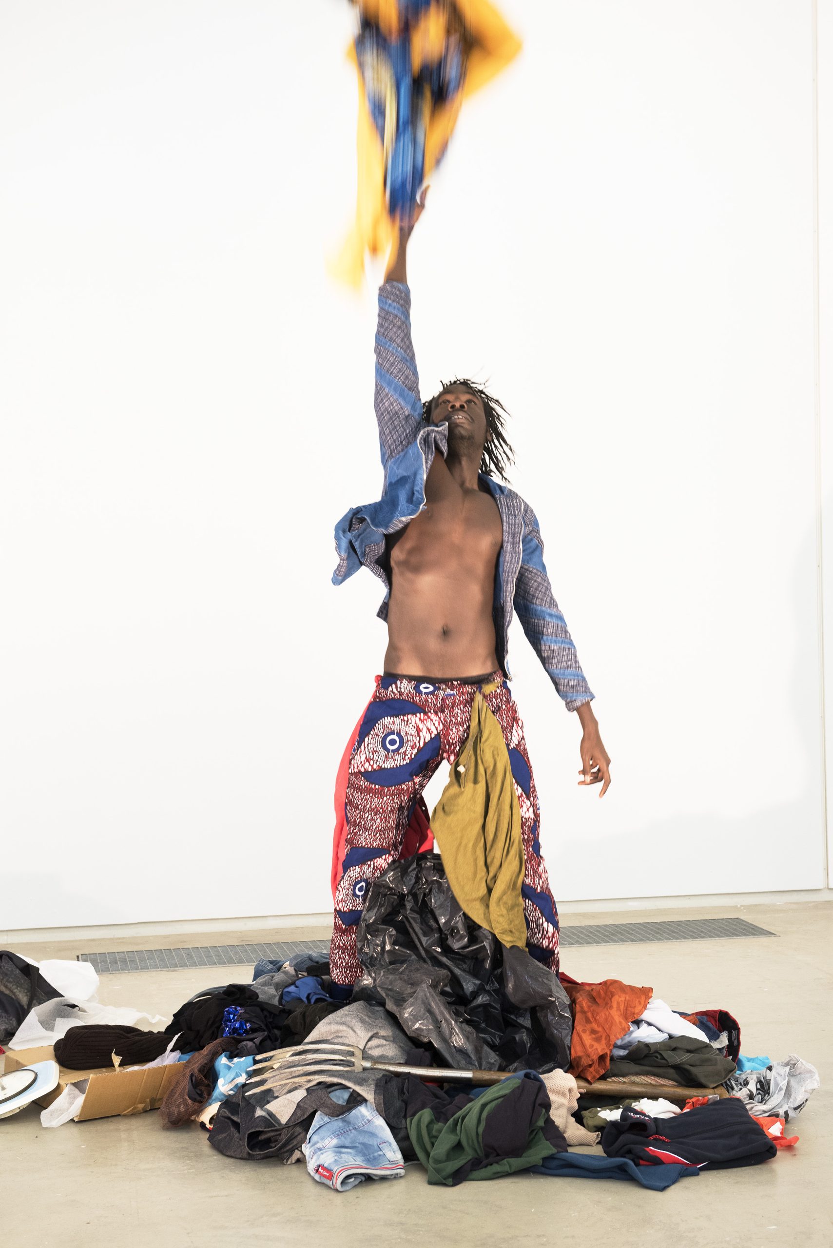 TANZSALON 22: [africtions] Festival für zeitgenössische Tanzkunst zwischen Afrika und Europa